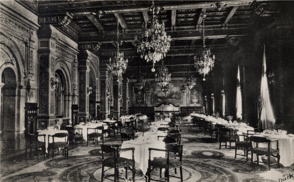 Historische foto van de eetzaal van Hotel Alfonso XIII in Sevilla